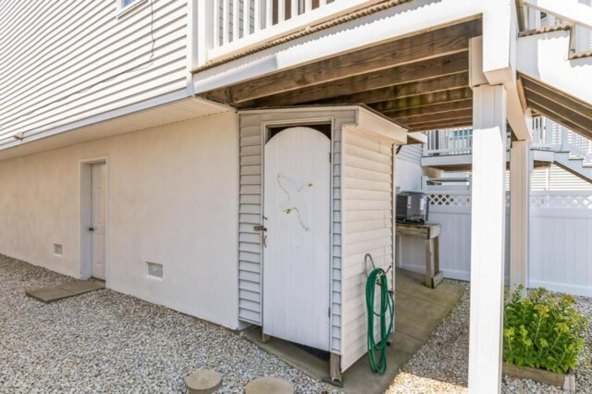 Picture of Home For Sale in Sea Isle City, New Jersey, United States