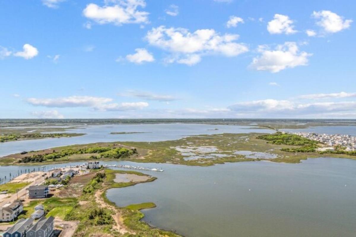 Picture of Residential Land For Sale in Wildwood, New Jersey, United States