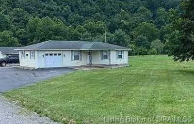 Home For Sale in Borden, Indiana