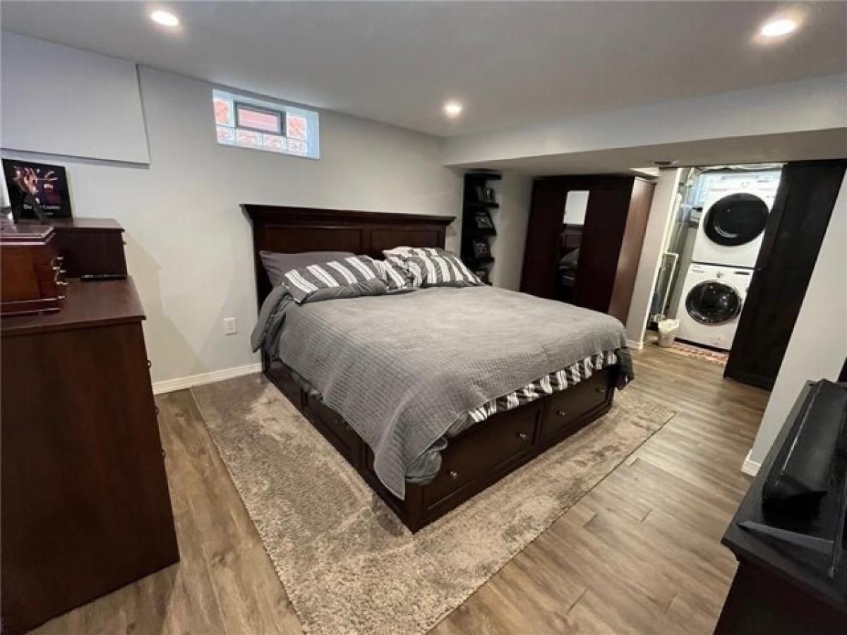 Picture of Home For Sale in Clairton, Pennsylvania, United States