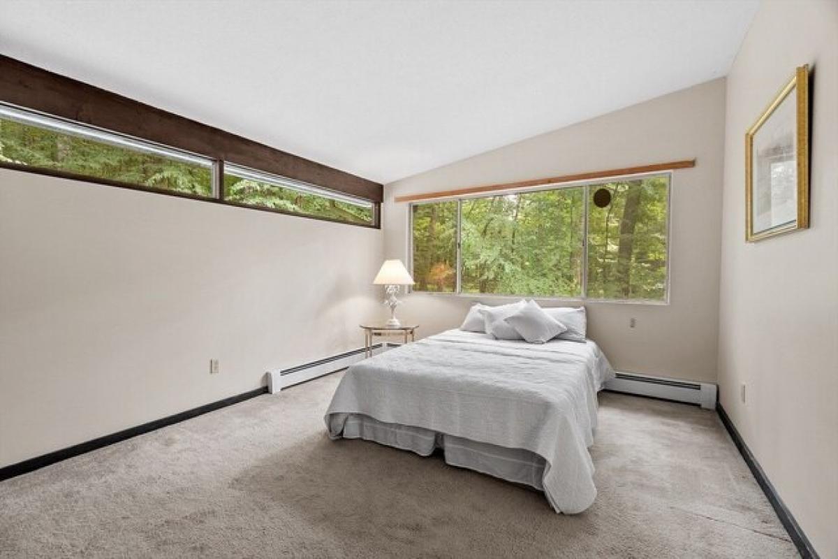 Picture of Home For Sale in Bolton, Massachusetts, United States