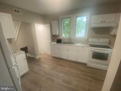 Home For Rent in Paulsboro, New Jersey