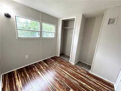 Home For Sale in Manchester, New York