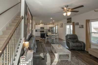 Home For Sale in Piney Flats, Tennessee