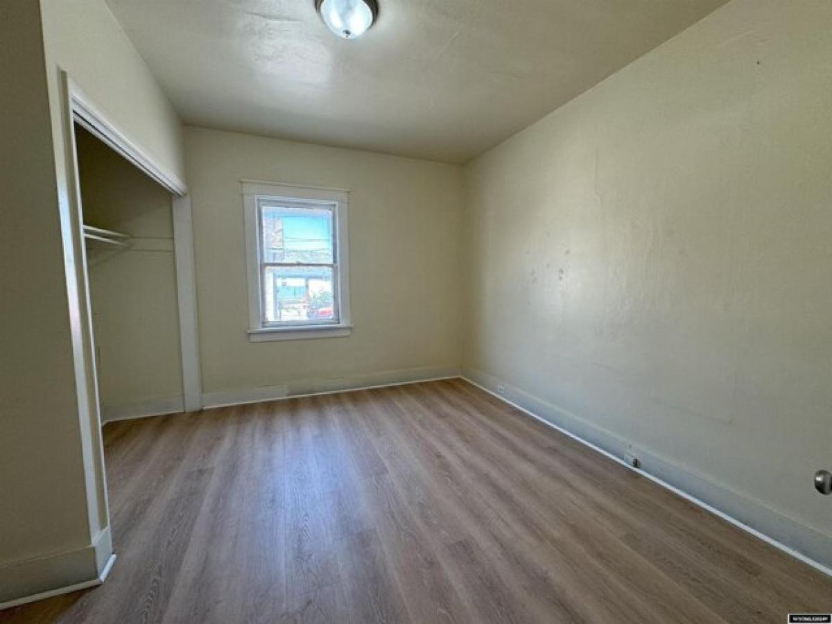 Picture of Home For Sale in Rock Springs, Wyoming, United States