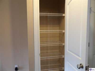 Home For Rent in Vine Grove, Kentucky