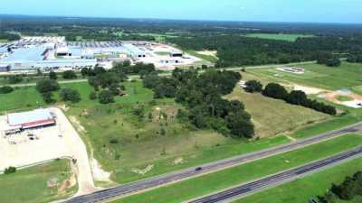 Residential Land For Sale in Grapeland, Texas