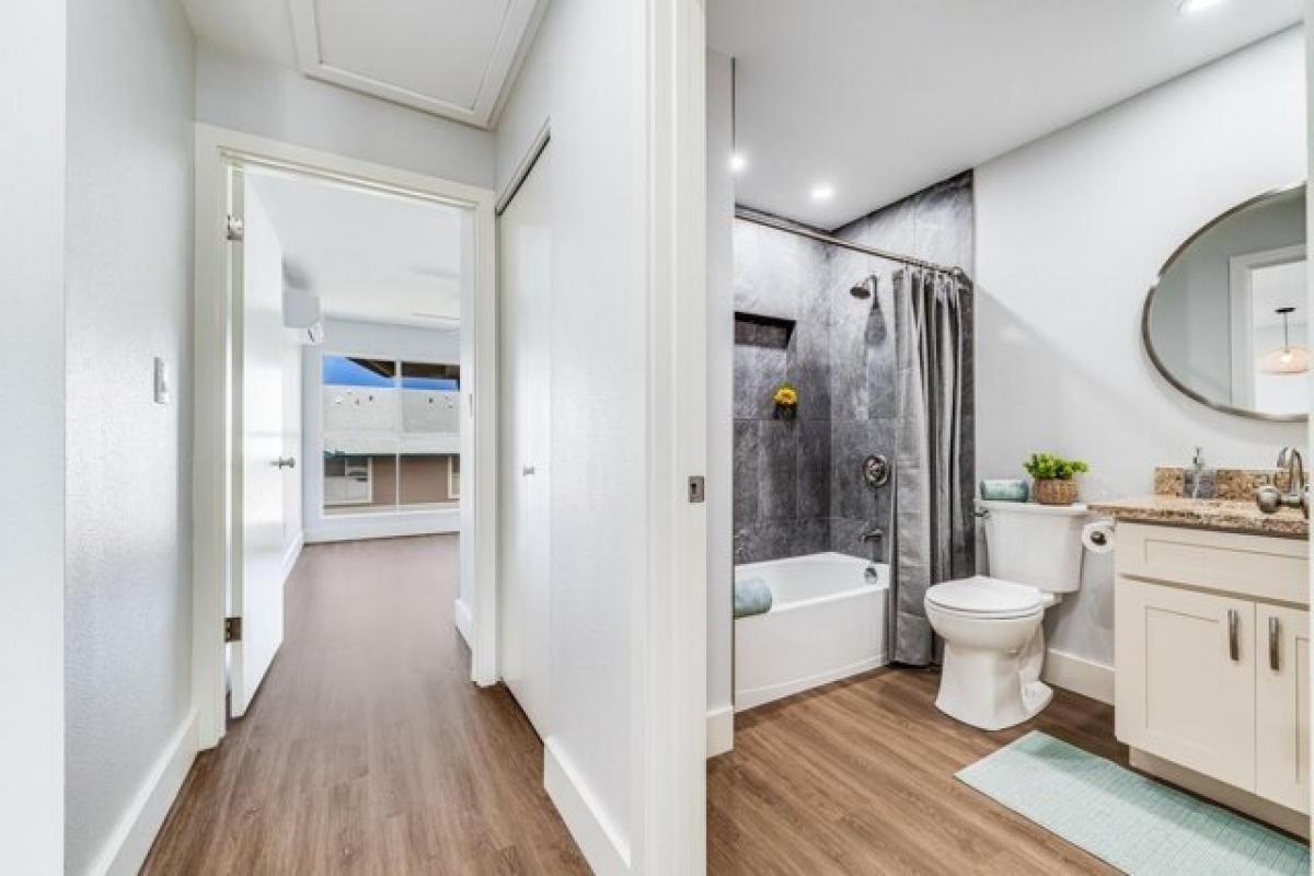 Picture of Home For Sale in Wailuku, Hawaii, United States