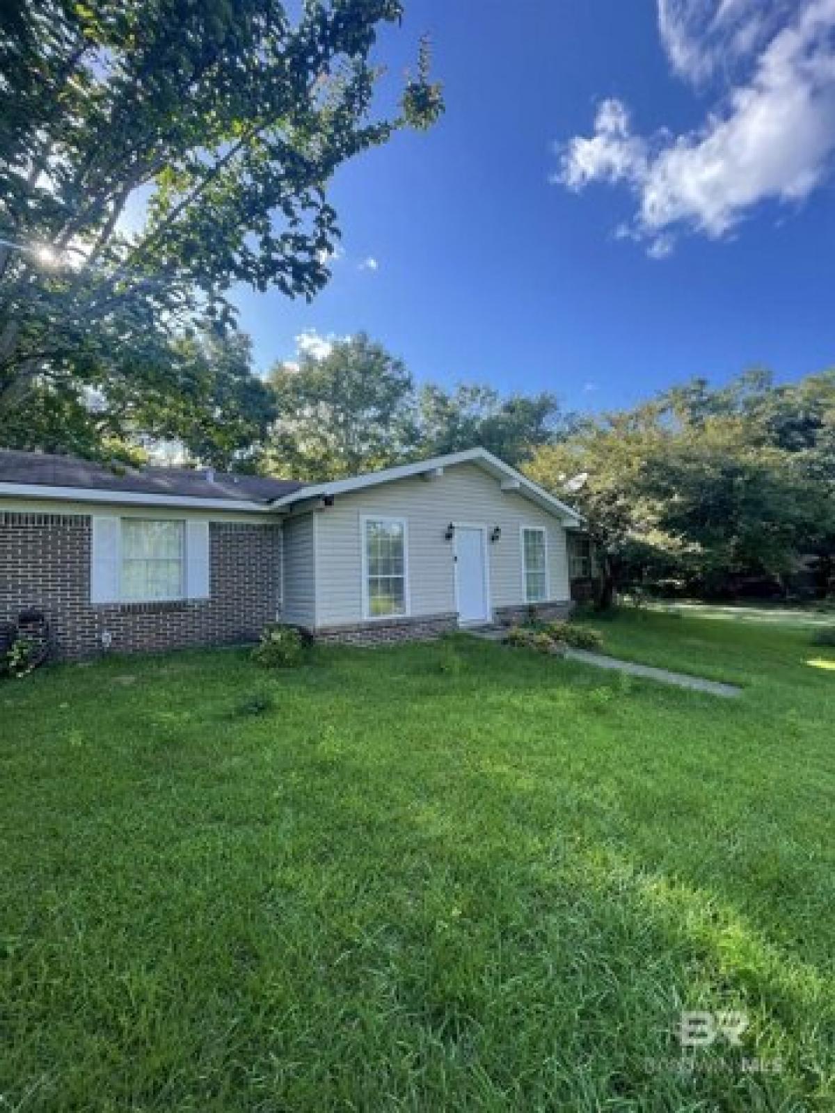 Picture of Home For Sale in Theodore, Alabama, United States