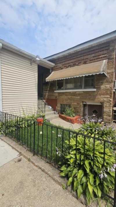 Home For Sale in East Chicago, Indiana