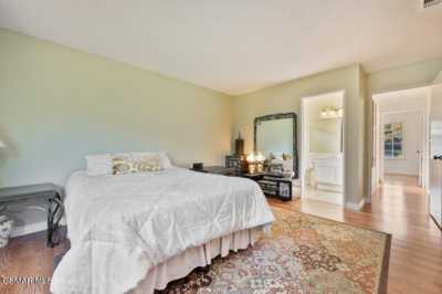 Home For Rent in Newbury Park, California