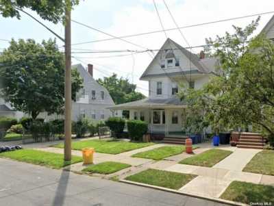 Home For Sale in Far Rockaway, New York