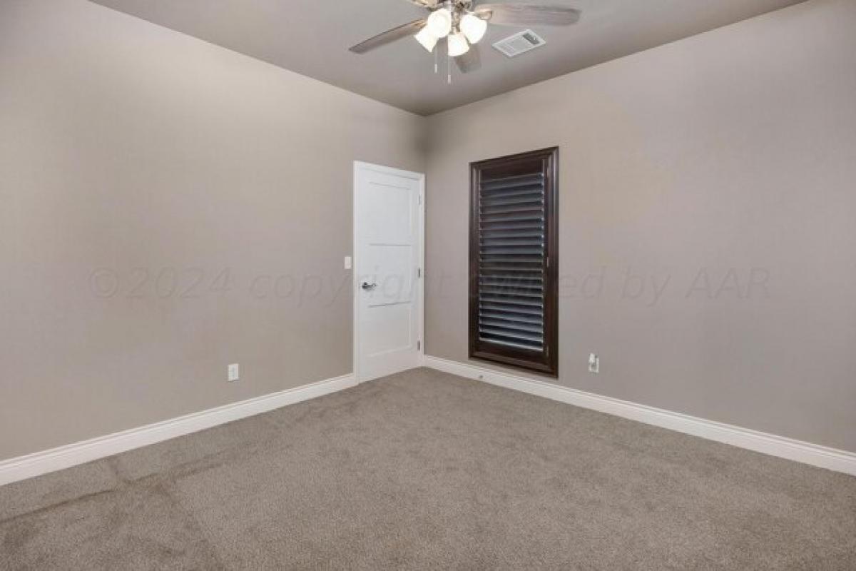 Picture of Home For Sale in Canyon, Texas, United States