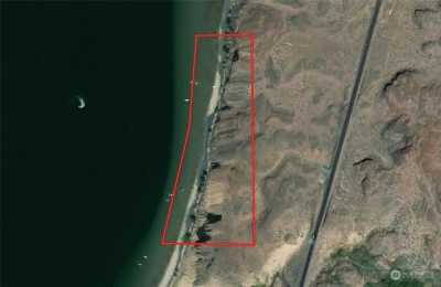 Residential Land For Sale in Beverly, Washington