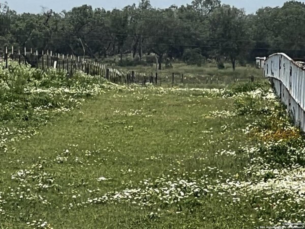 Picture of Residential Land For Sale in Somerset, Texas, United States