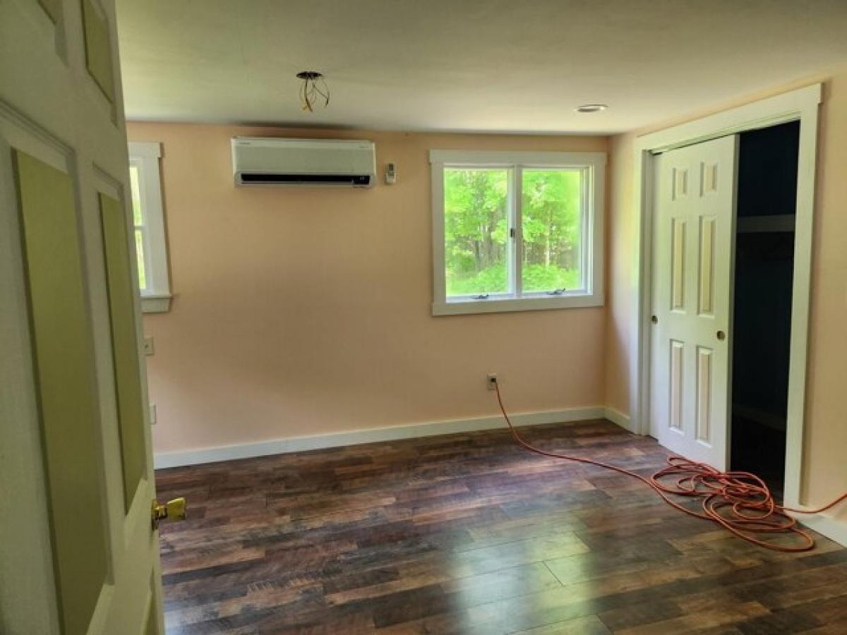 Picture of Home For Sale in Waterford, Maine, United States