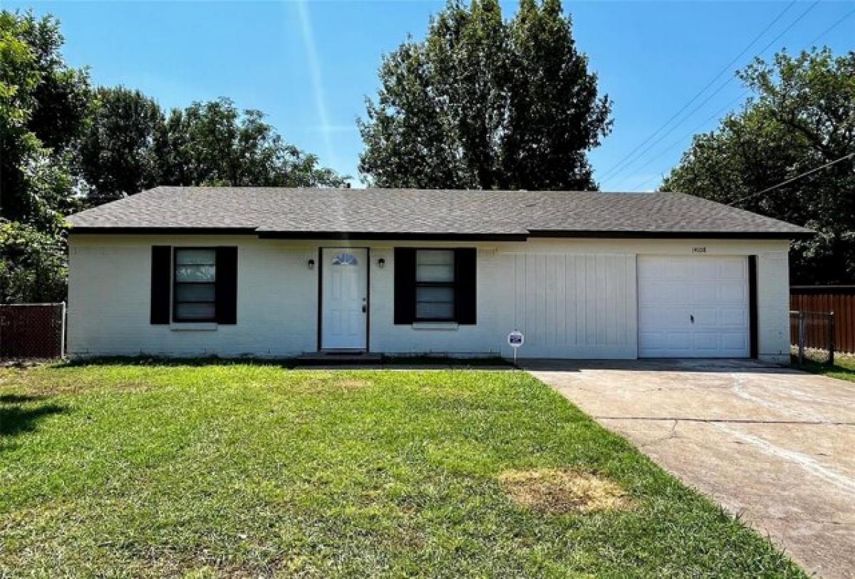Picture of Home For Sale in Balch Springs, Texas, United States