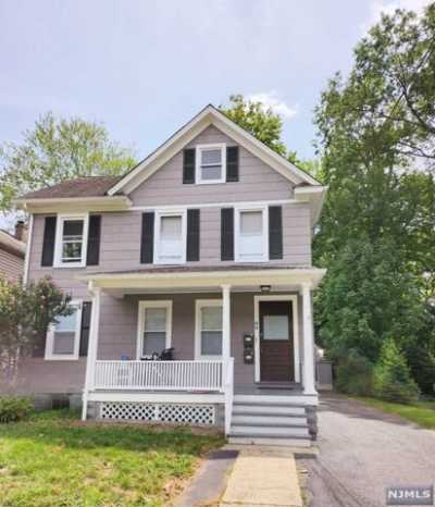 Home For Rent in Tenafly, New Jersey