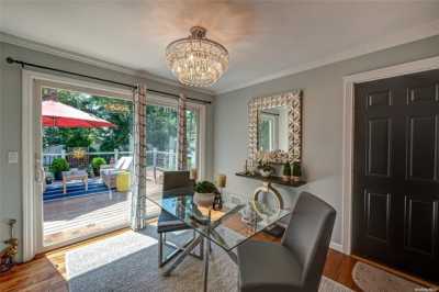 Home For Sale in Hampton Bays, New York