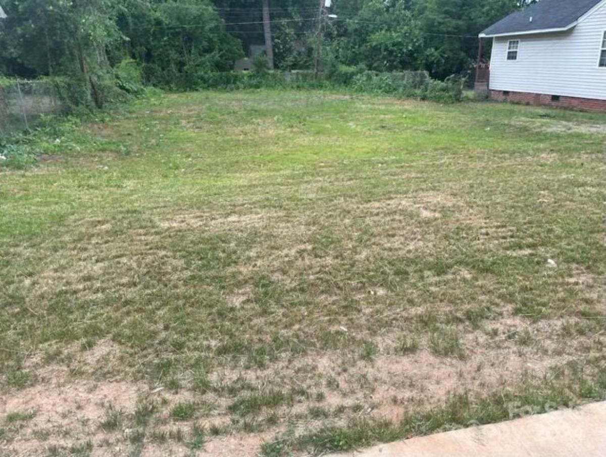 Picture of Residential Land For Sale in Charlotte, North Carolina, United States