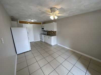 Home For Rent in Palm Springs, Florida