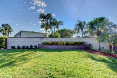 Home For Rent in Palm Springs, Florida