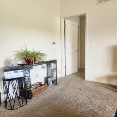 Home For Sale in Romulus, Michigan