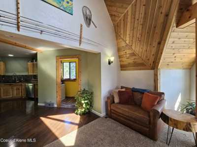 Home For Sale in Spirit Lake, Idaho