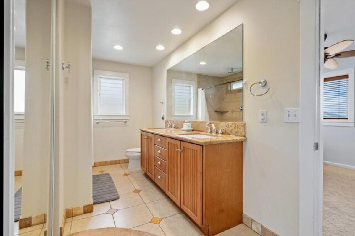 Picture of Home For Sale in Wailuku, Hawaii, United States