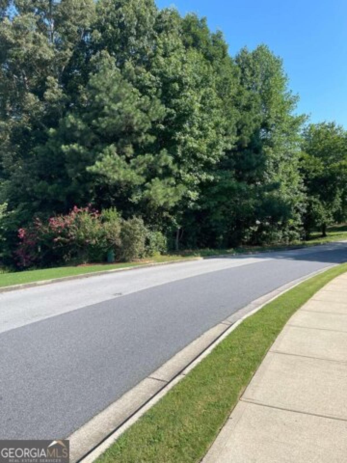 Picture of Residential Land For Sale in Dallas, Georgia, United States