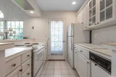 Home For Sale in Manhasset, New York