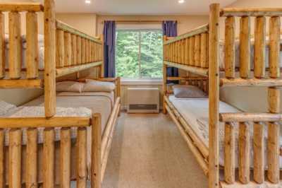 Home For Sale in Lincoln, New Hampshire