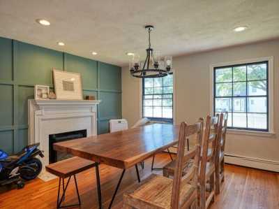 Home For Sale in Burlington, Massachusetts