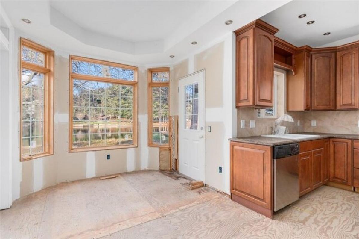 Picture of Home For Sale in Coventry, Rhode Island, United States