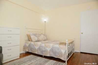 Home For Sale in Freeport, New York