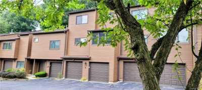 Home For Sale in Nanuet, New York