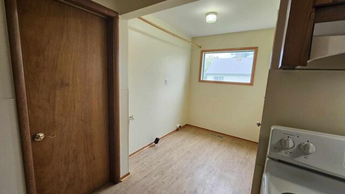 Picture of Home For Sale in Polson, Montana, United States