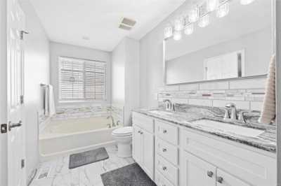 Home For Rent in Lake Saint Louis, Missouri