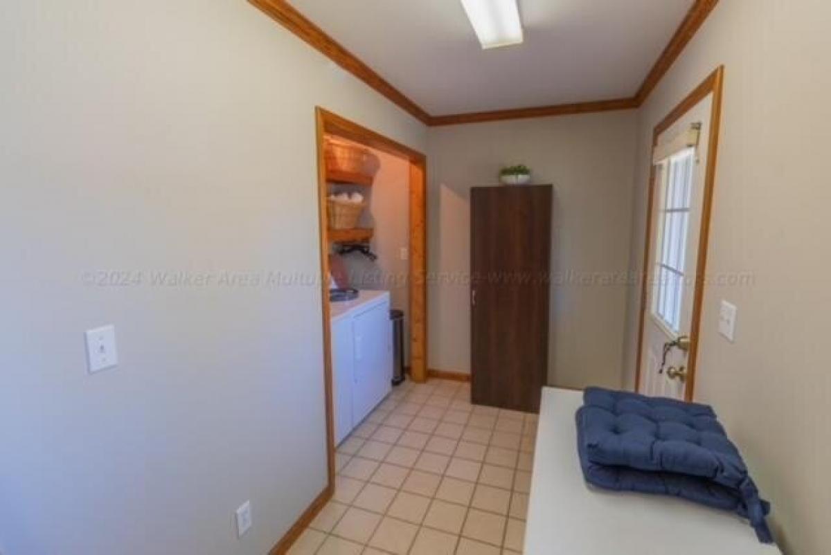 Picture of Home For Sale in Phil Campbell, Alabama, United States