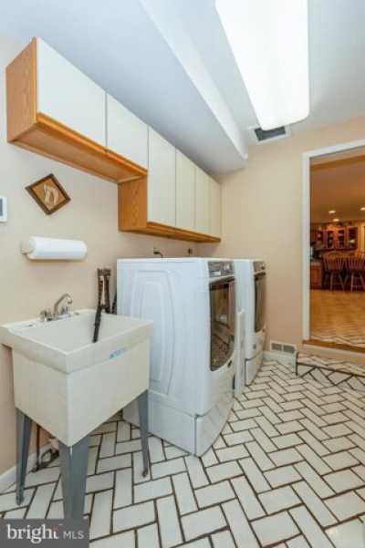 Home For Rent in Pikesville, Maryland