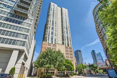 Home For Sale in Chicago, Illinois