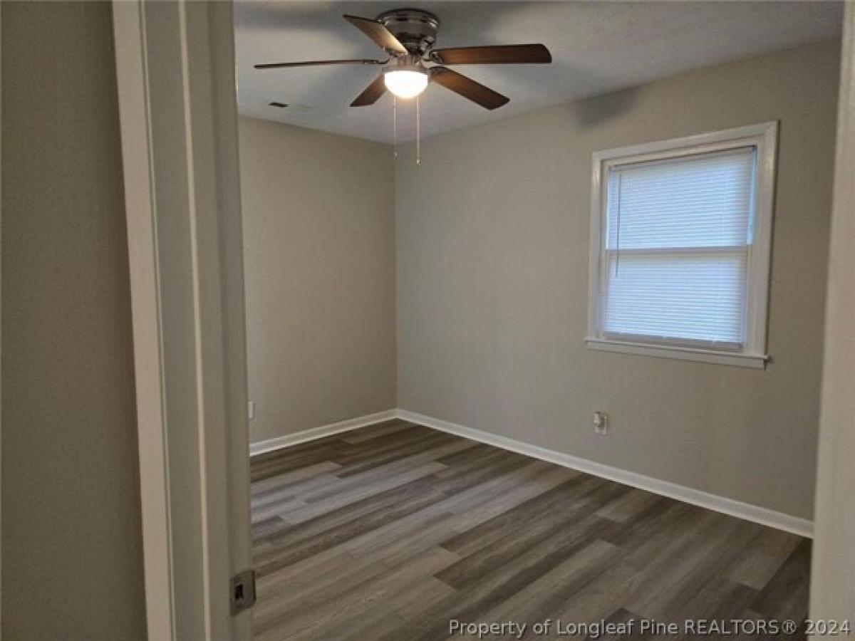 Picture of Home For Sale in Fayetteville, North Carolina, United States