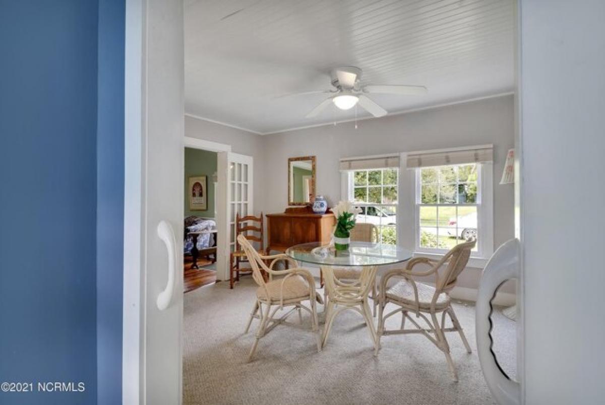 Picture of Home For Sale in Southport, North Carolina, United States