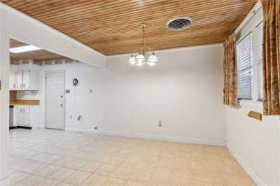 Home For Sale in Metairie, Louisiana