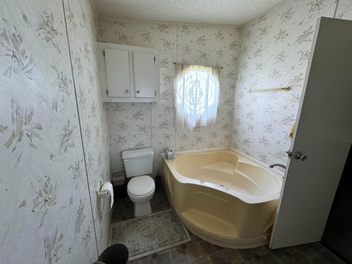 Picture of Home For Sale in Alamogordo, New Mexico, United States