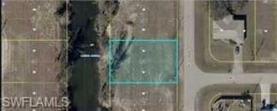 Residential Land For Sale in Cape Coral, Florida