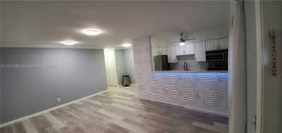 Home For Rent in Hollywood, Florida