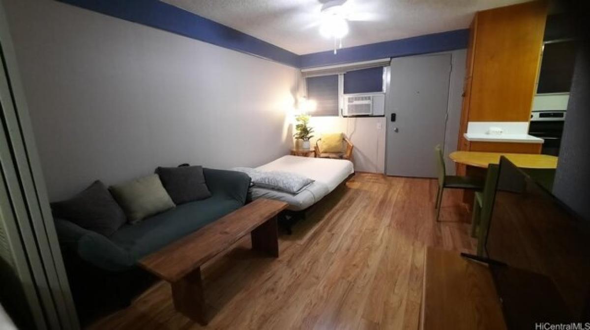 Picture of Home For Sale in Honolulu, Hawaii, United States