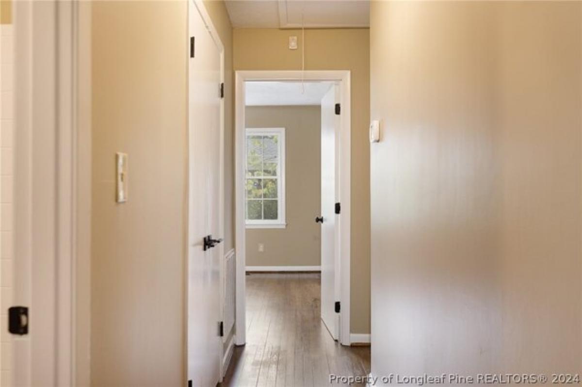 Picture of Home For Sale in Fayetteville, North Carolina, United States