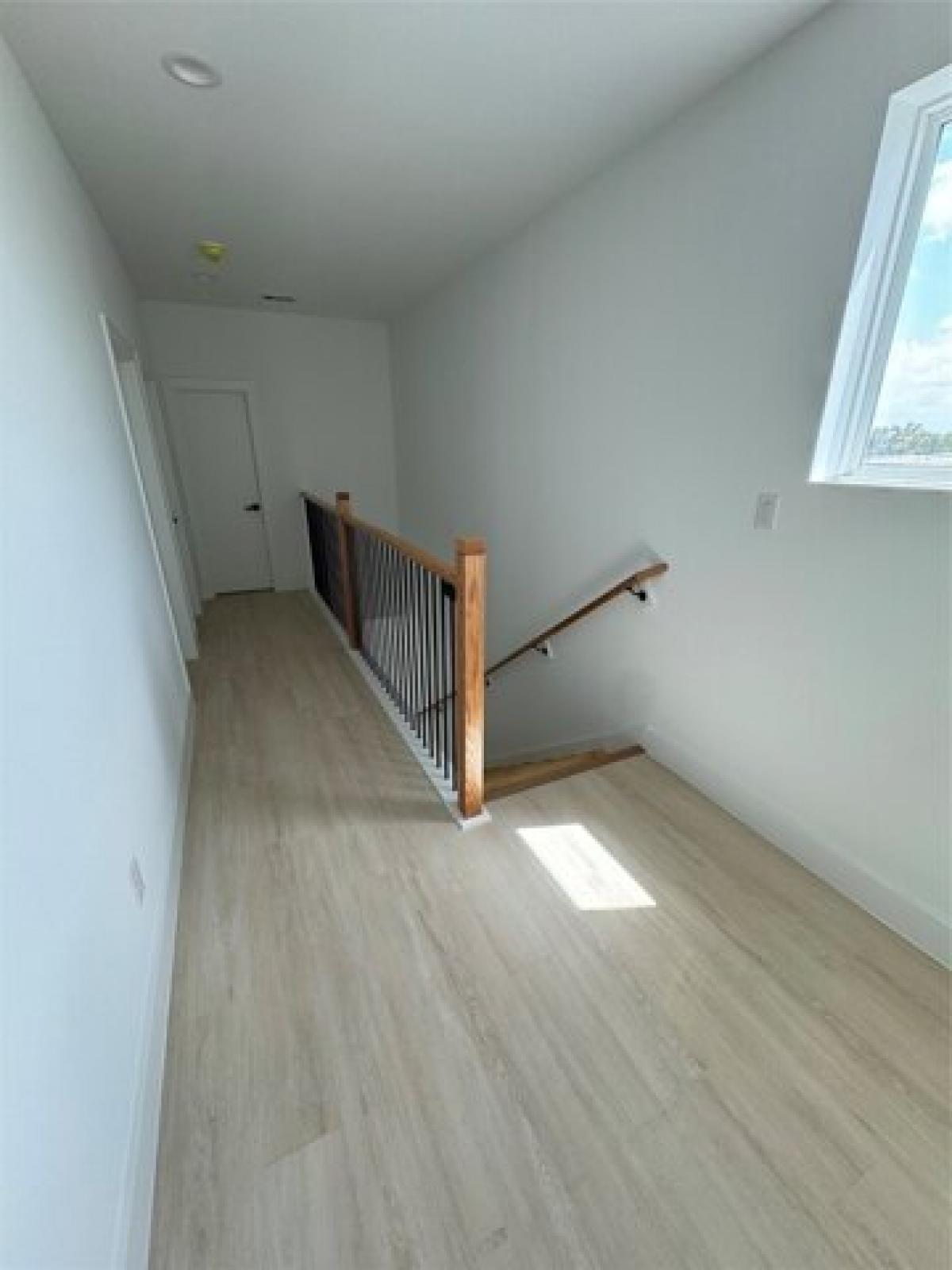 Picture of Home For Sale in Houston, Texas, United States